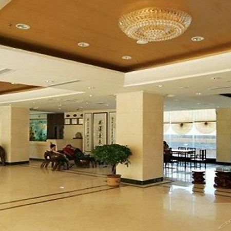 Jingangwan Hotel Yantai Buitenkant foto