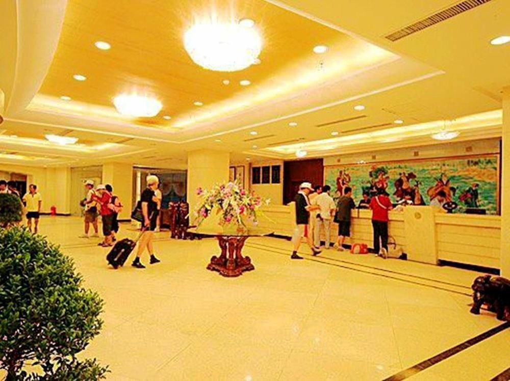 Jingangwan Hotel Yantai Buitenkant foto
