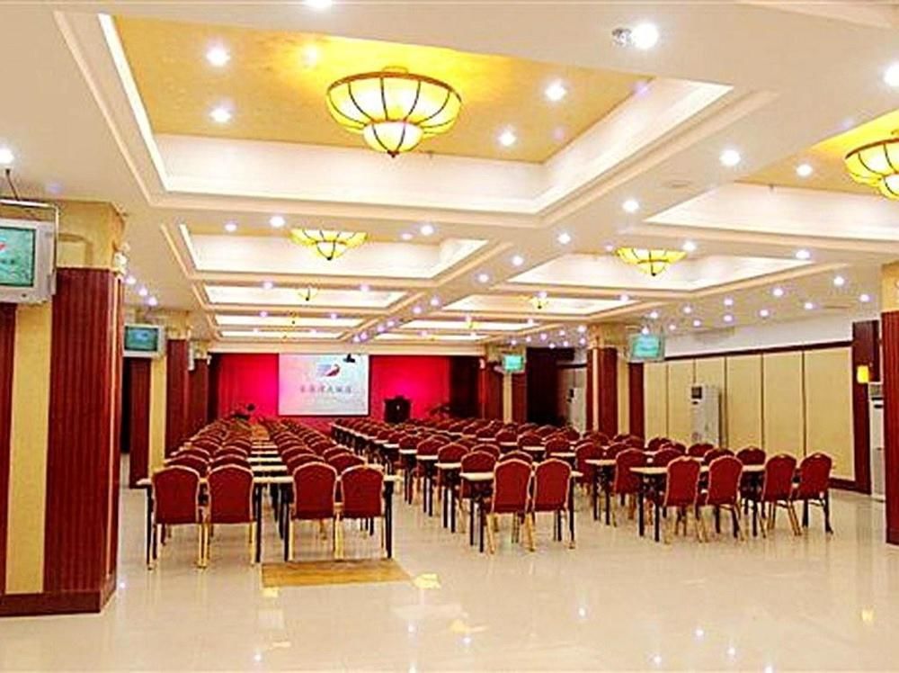 Jingangwan Hotel Yantai Buitenkant foto