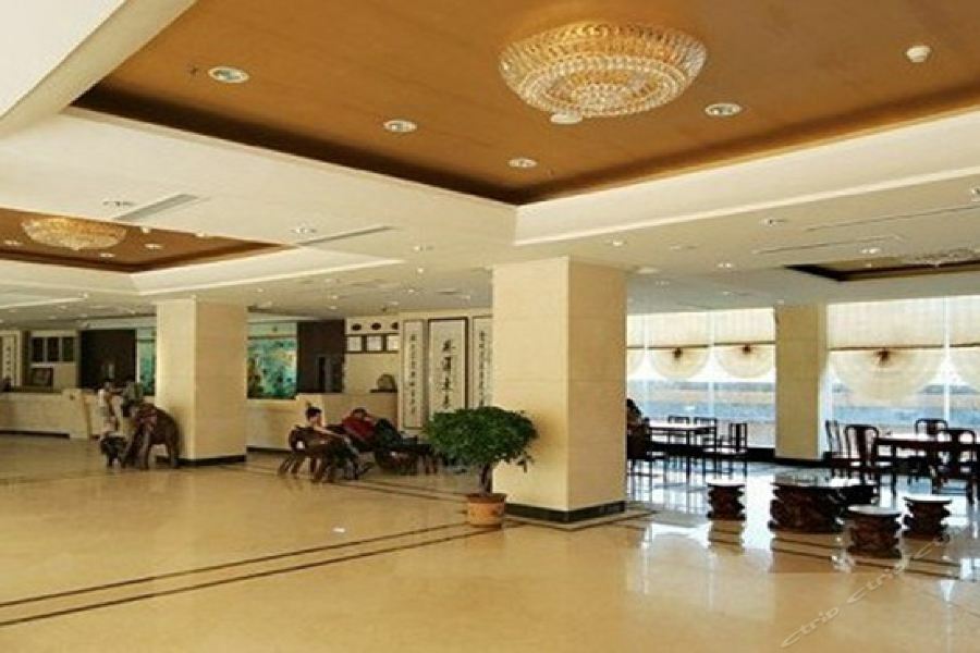 Jingangwan Hotel Yantai Buitenkant foto